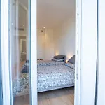 Nicolao Modern Appartement